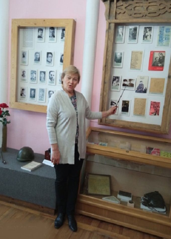 Штыком и пером