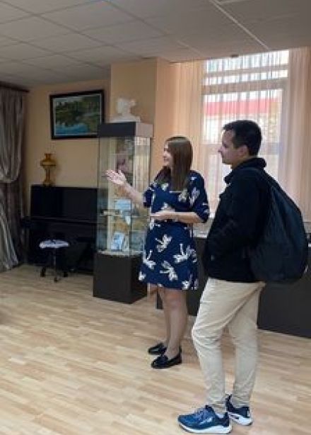 Посторонним вход Не воспрещен. Экскурсия