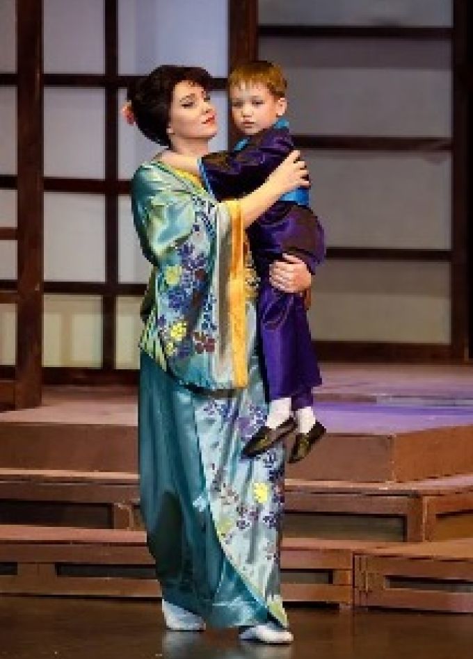 Мадам Баттерфляй