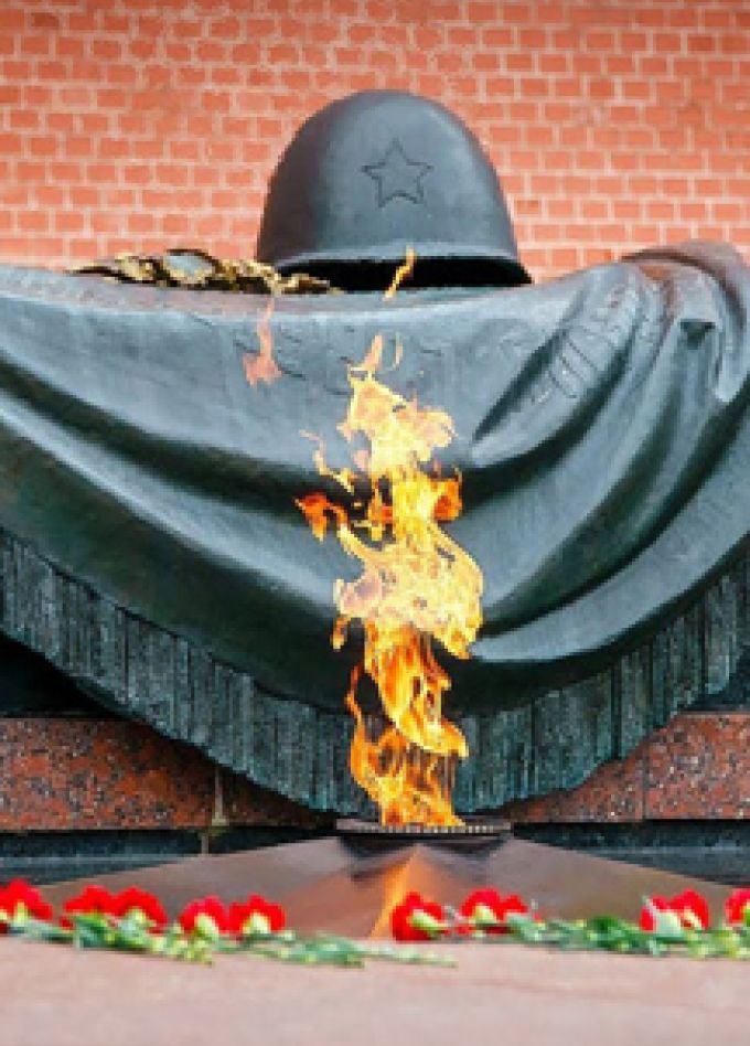 В служении верном Отчизне клянусь