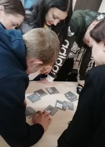 Книжные лабиринты безопасности: Познавательный квест